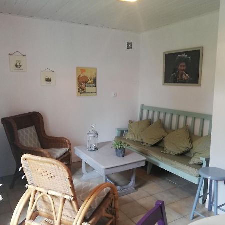 Le gîte des Mégalithes Le Bernard Extérieur photo